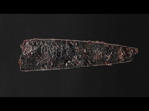 Danemark : un couteau  vieux de 2000 ans découvert gravé d'inscriptions runiques