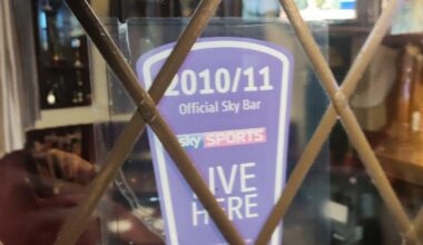 Surely the oldest Sky Sport's "Live here" still in operation?
