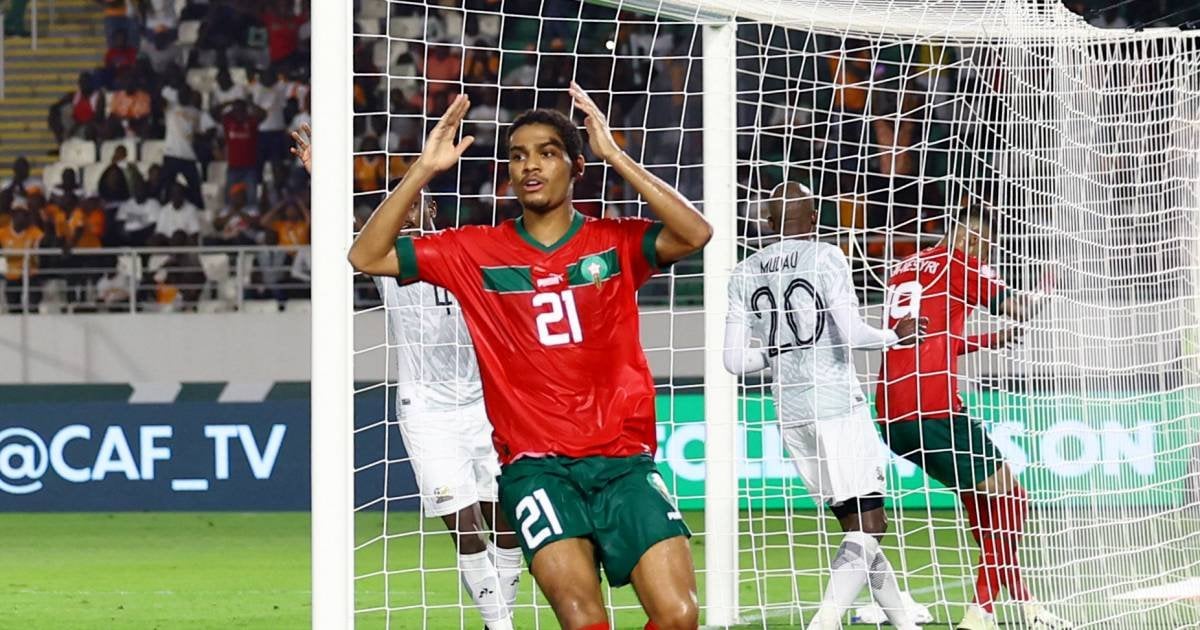 Huge deception for Dutch and Eredivisie tinted Morocco: title favorite eliminated by South Africa in the African Cup.