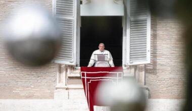 El papa, en la misa de Año Nuevo: "Quien lastima a una mujer, profana a Dios"