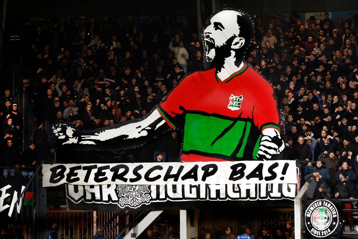 Official: Bas Dost not yet allowed to return to football pitch as tests indicate he needs a longer rest period for his heart condition.