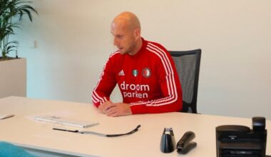 [1908] Jaap Stam in talks with 7th tier DOS Kampen over managerial position