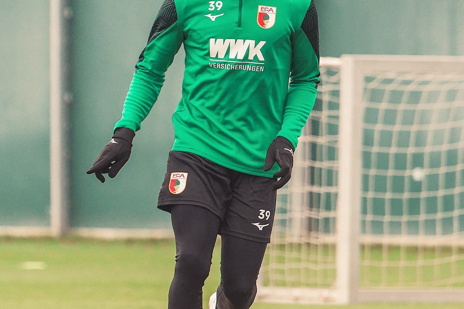 Der FC Augsburg und Tottenham Hotspur beenden die Leihe von Japhet Tanganga vorzeitig