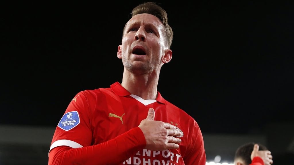 PSV doesnt have it easy, but beats Almere City: 2-0