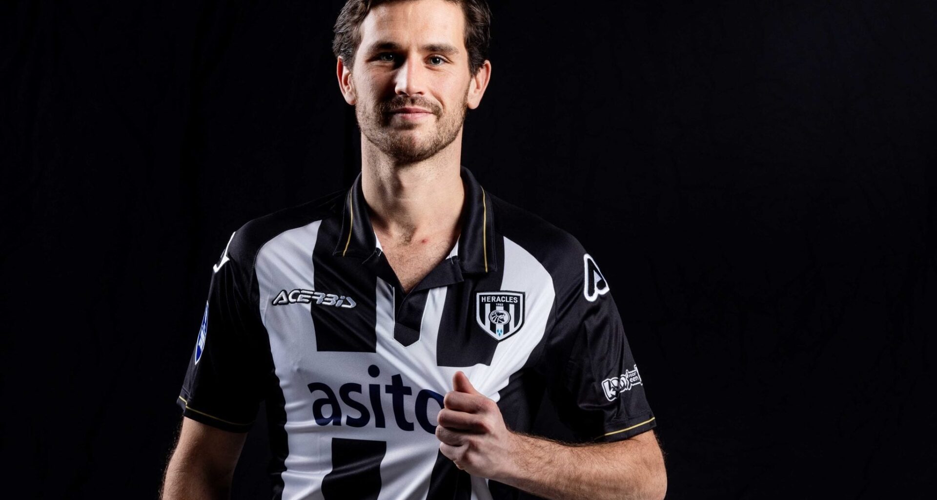 Jordy Bruijn signs for Heracles Almelo