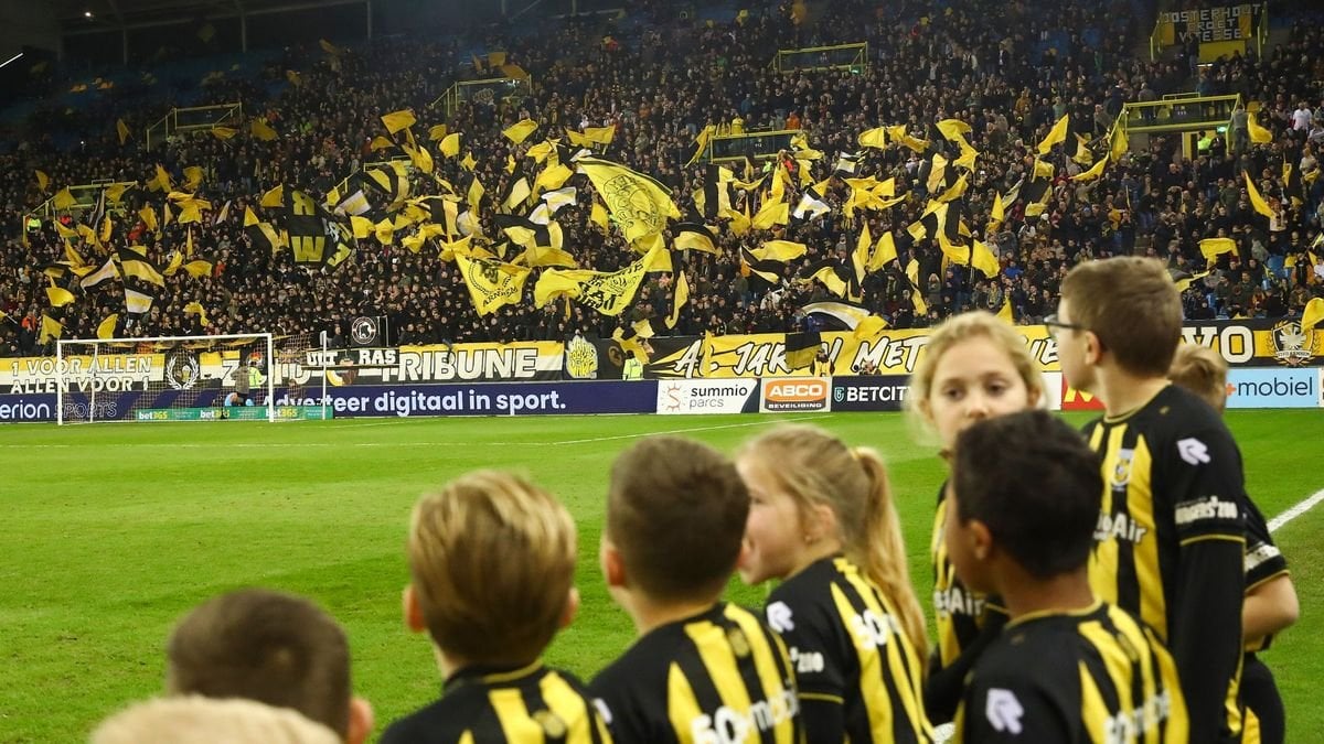 Parry licht overnameplannen (Vitesse) toe, onderzoek bijna afgerond.
