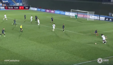 Real Madrid Castilla [1]-1 UD Ibiza - Esteban Aparicio 77'