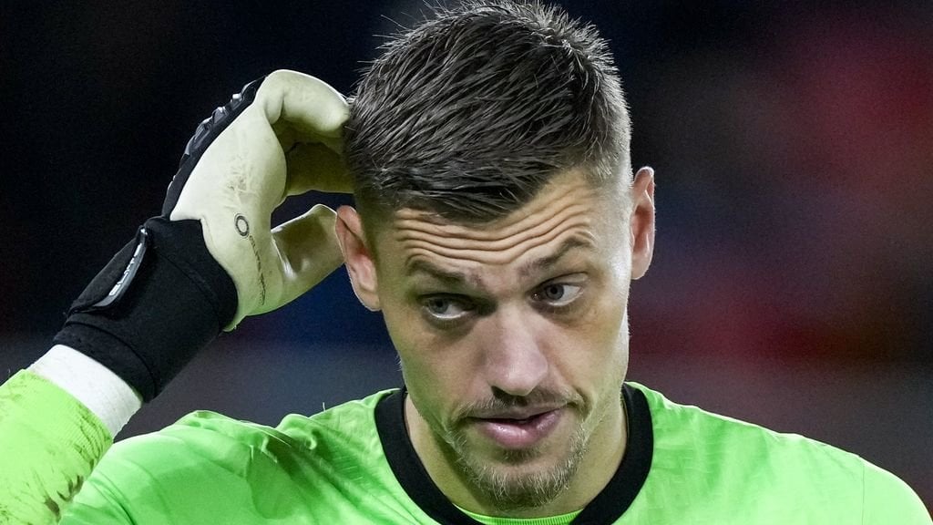 Noppert loses starting place at Heerenveen, a year after the World Cup quarter-finals