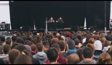 Mugimendu Sozialista - la organización comunista vasca (escisión de la izquierda abertzale) que está desafiando a EH Bildu en el País Vasco. Ésta es la reunión anual de su sección juvenil, en 2021. ¿Qué opináis?