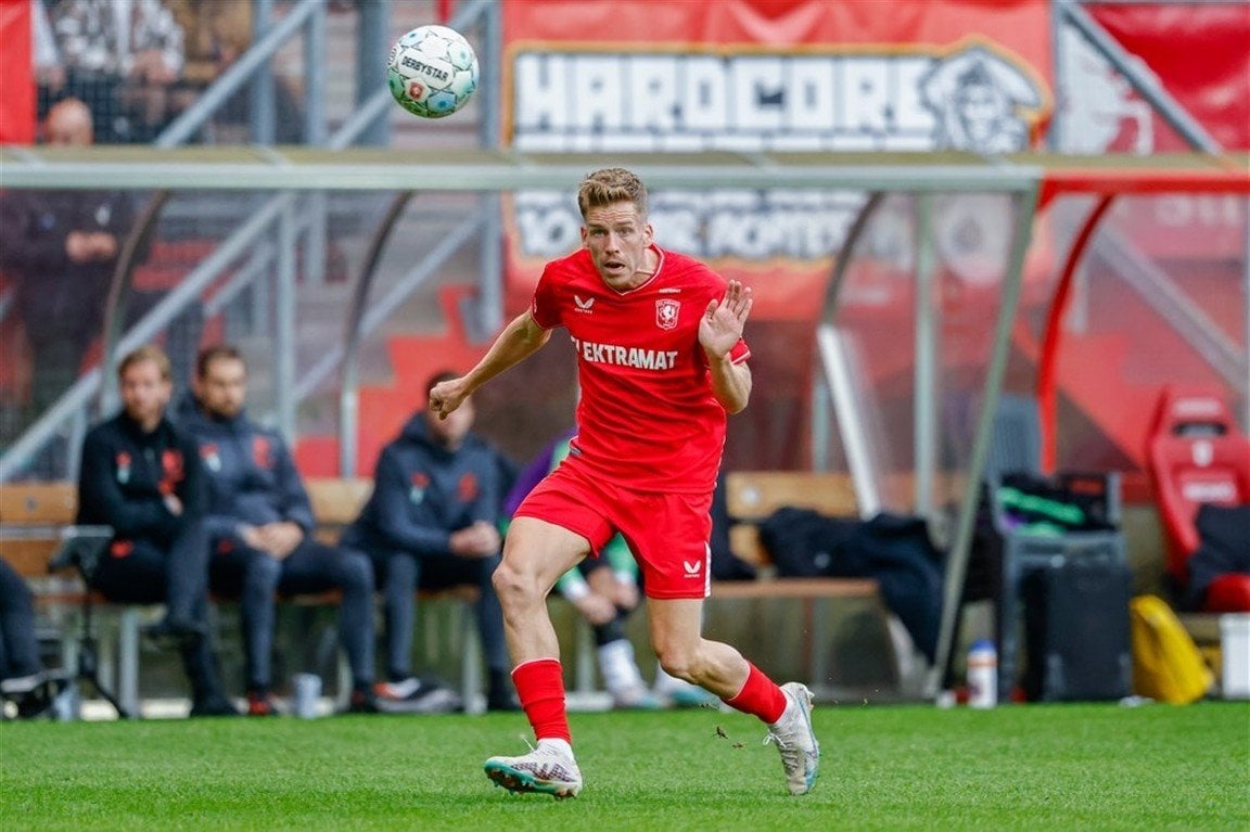 Rangers FC approach FC Twente for left back Gijs Smal, who's contract expires this summer.