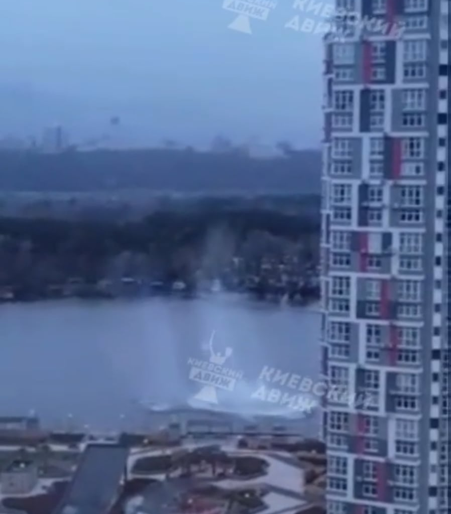 "Unstoppable" russian Kinzhal missile falling out of the sky in Ukraine