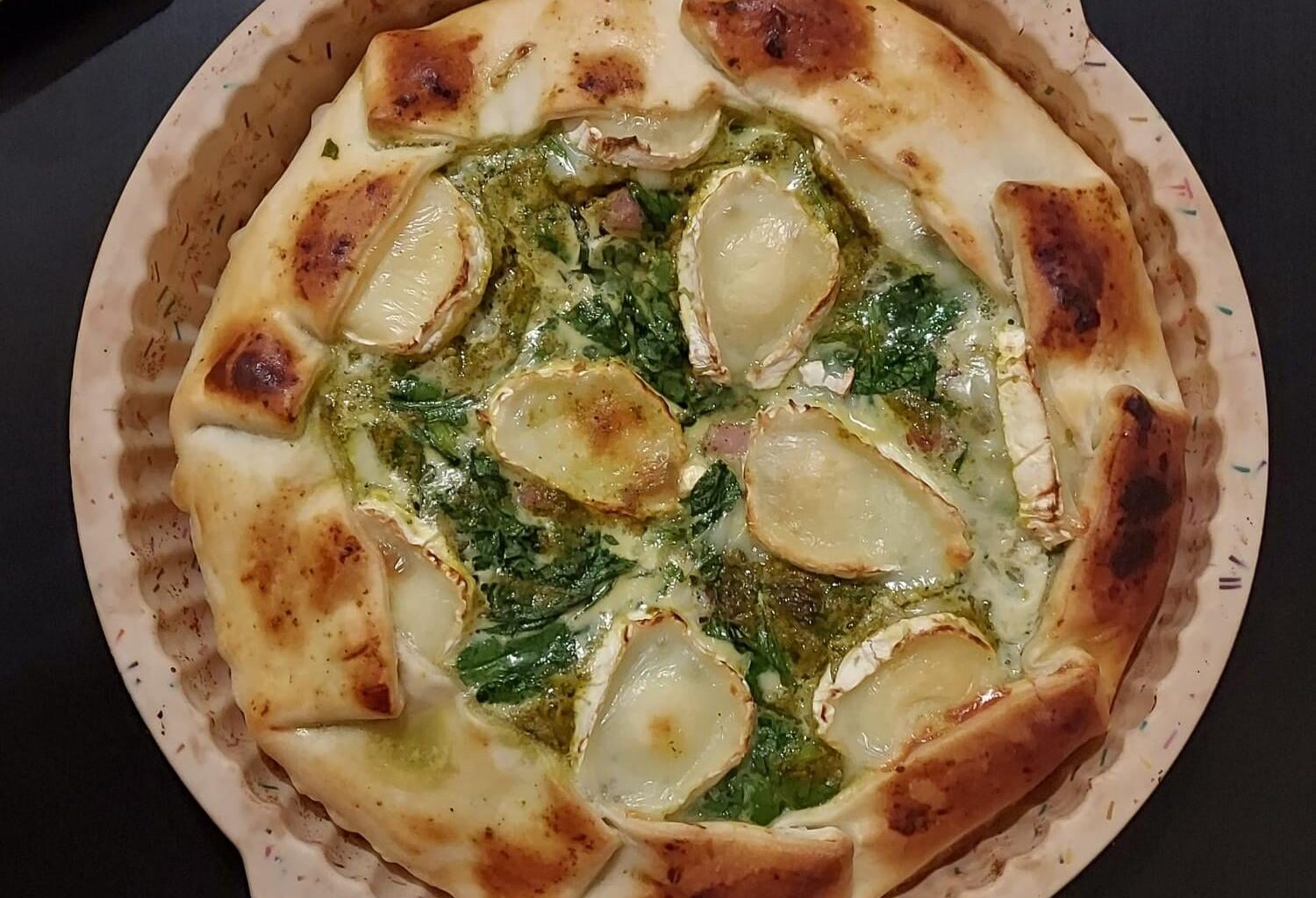 Tarte aux épinards, chèvre, lardons et pesto :)