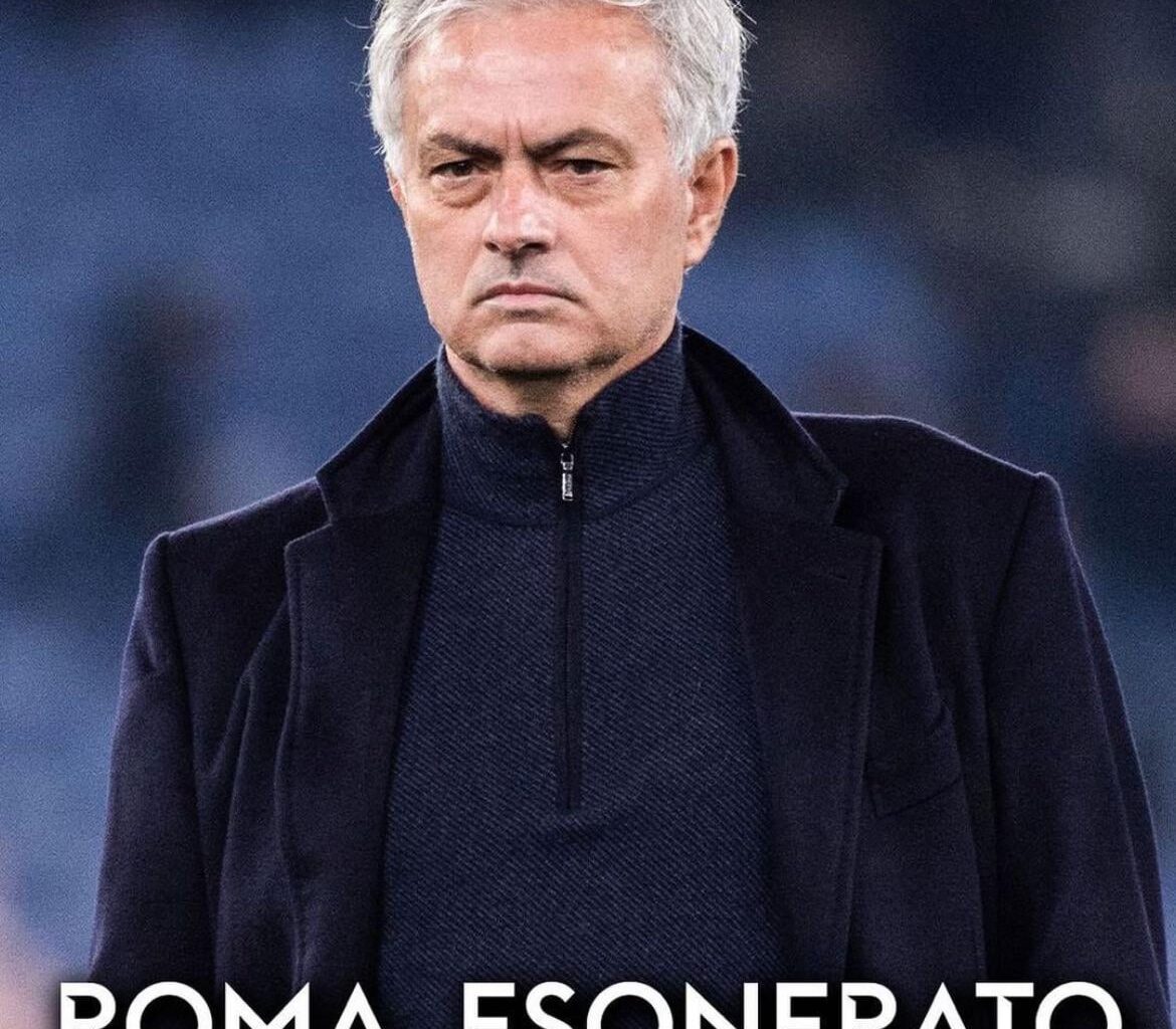 [skysports] Mourinho officialy sacked, Daniele De Rossi could be announced soon as new manager.
