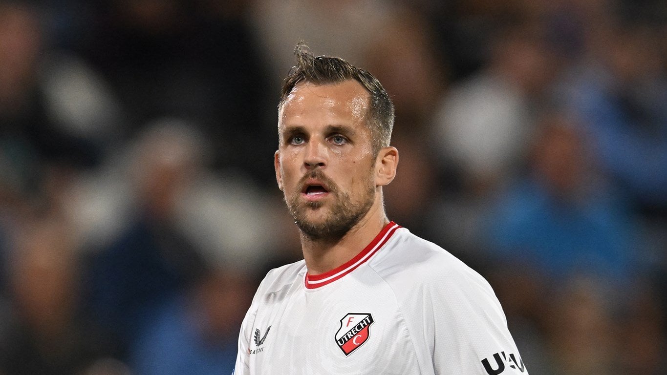 Official: Mats Seuntjens to leave FC Utrecht with his contract rescinded by mutual consent.