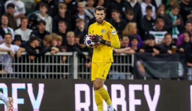 FC Groningen goalkeeper Michael Verrips Back To Fortuna Sittard