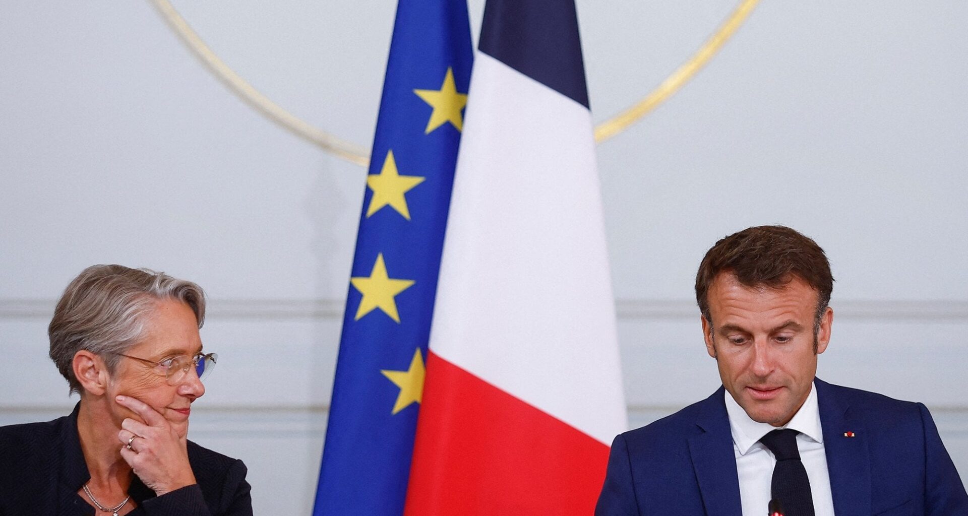 Remaniement : le gouvernement Borne démissionne