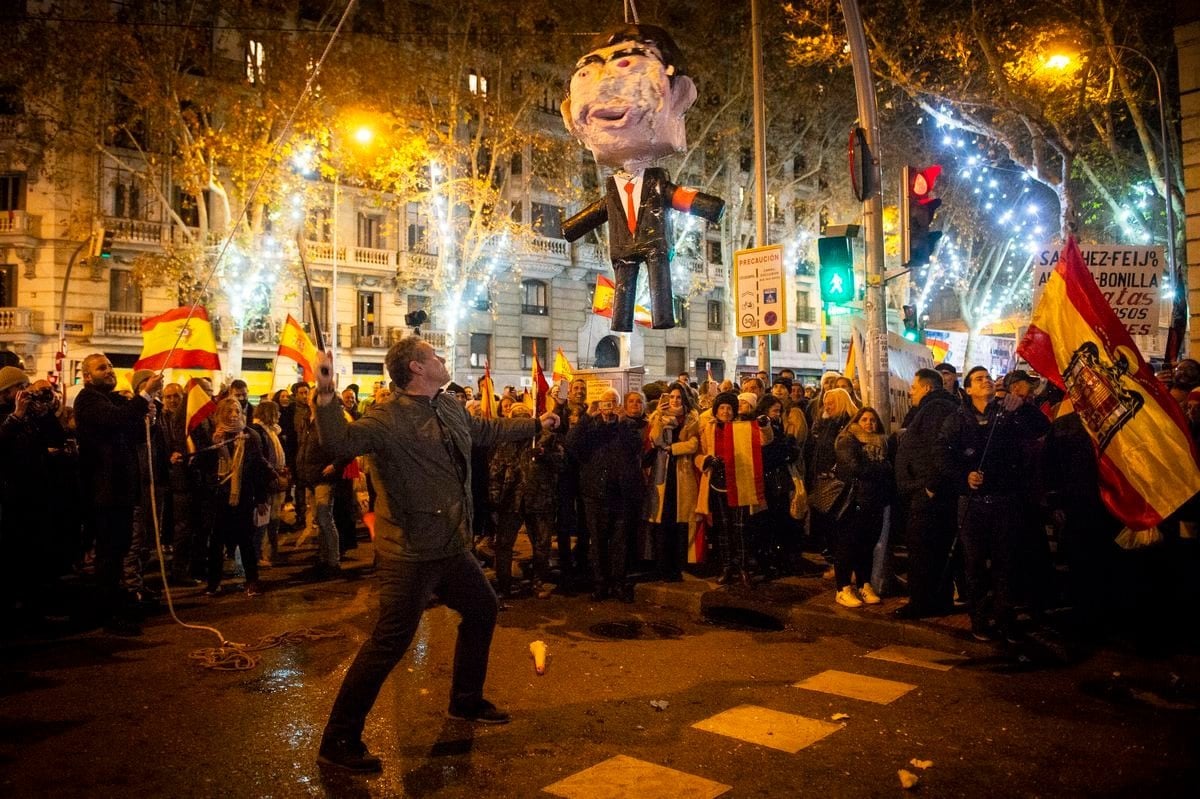 Las tres Españas se comen las uvas