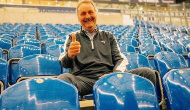 Peter Neururer übt Kritik an S04:„Es gibt Leute, die bestrebt sind, Schalke zu retten. Nur die, die im Augenblick auf Schalke das Sagen haben, retten gar nichts. Der Verein wird im Moment geführt nur von sportlich fußballerischen Amateuren, die überhaupt nicht wissen, wie das Geschäft läuft.“