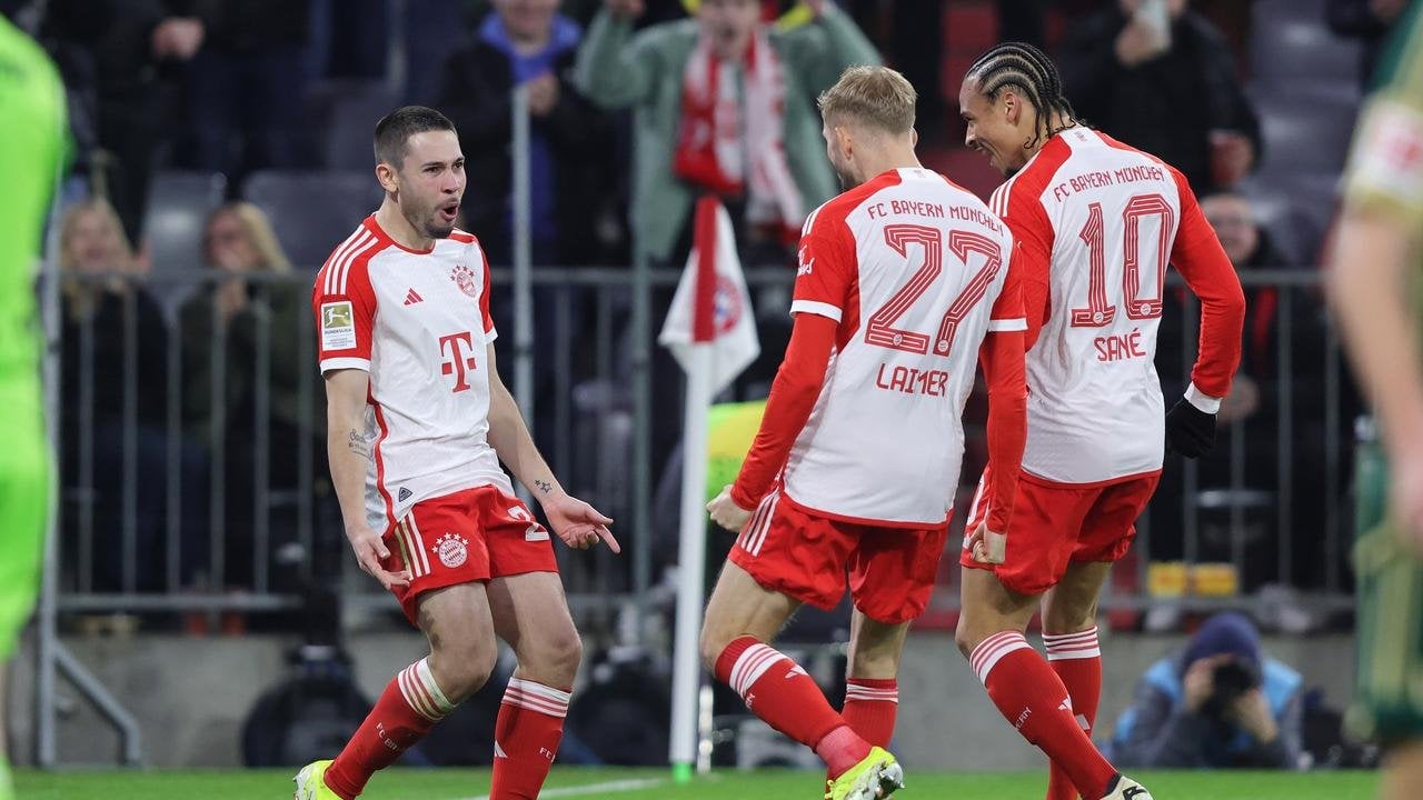 Bjelica sieht Rot: Bayern mit Arbeitssieg über Union