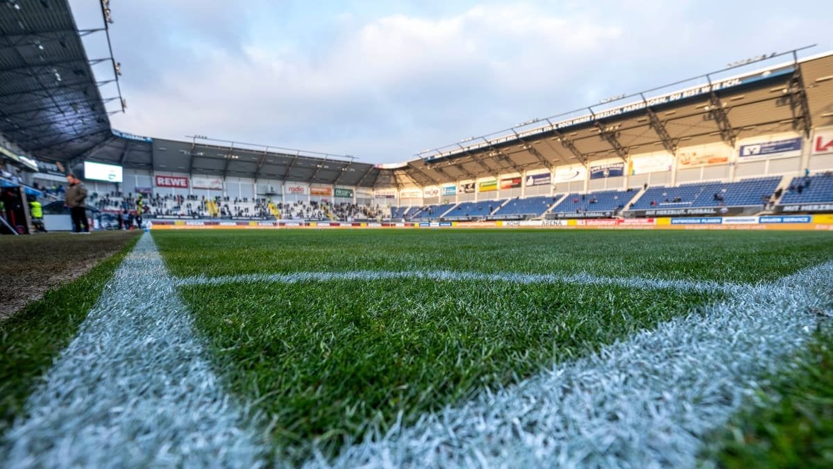2200 zusätzliche Sitzplätze für Heimfans: Paderborn eröffnet neuen Oberrang gegen Fürth - Zukünftig fasst die Home-Deluxe-Arena 8000 Sitzplätze und 7000 Stehplätze