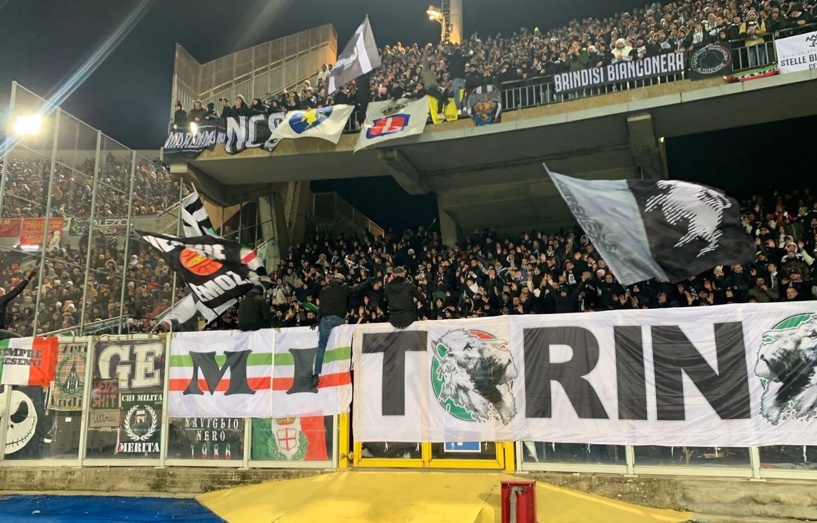 Lecce-Juventus, le foto più belle della Curva Sud