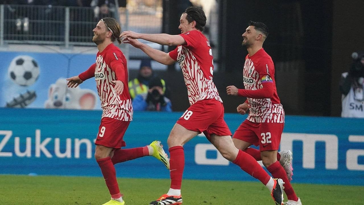 Sieg in Unterzahl: Freiburg gewinnt Heimspiel gegen Hoffenheim