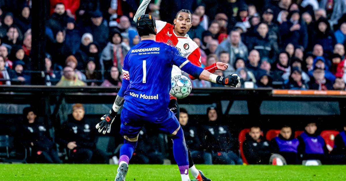 RKC furious: questionable red card earns Etienne Vaessen one match suspension after all, club to appeal