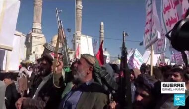 Attaques des Houthis en mer Rouge : nouvelle manifestation de soutien aux Palestiniens à Sanaa