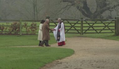 First public outing for King since cancer announcement