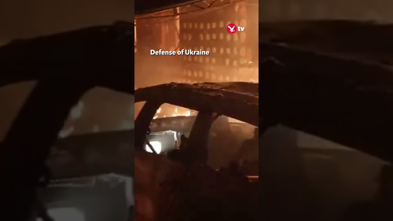 Deadly drone strike set houses on fire in Kharkiv #shorts