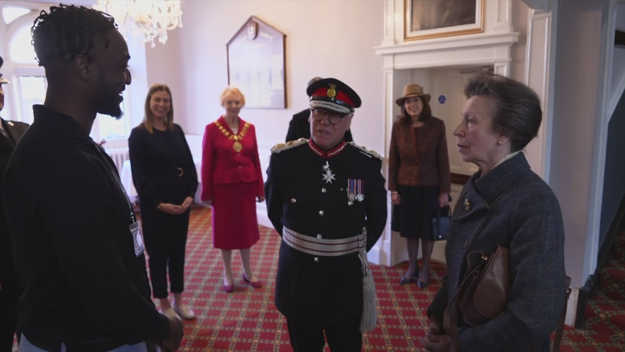 Princess Anne visits knife crime community group