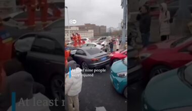 Freezing temperatures lead to massive collision in China | DW News