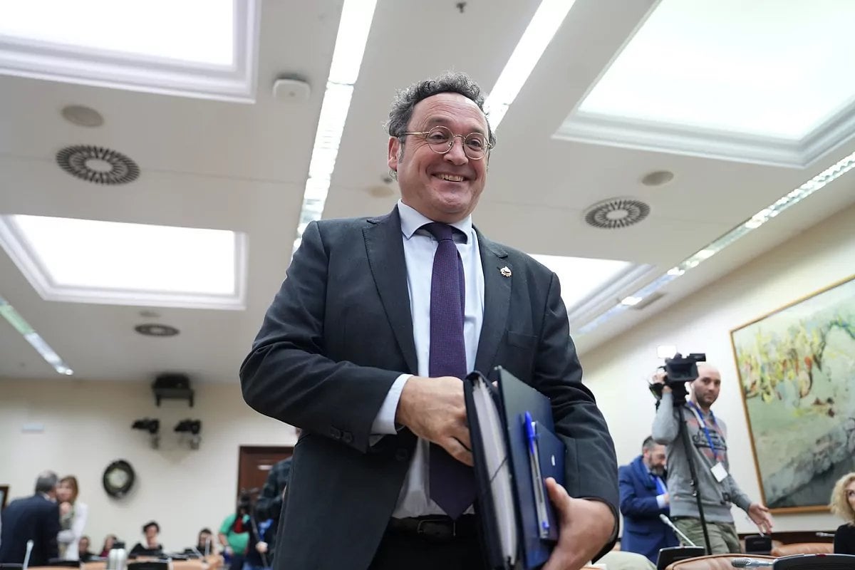 El fiscal del Supremo vio terrorismo en Puigdemont por Tsunami y cambió de criterio tras reunirse con el fiscal general