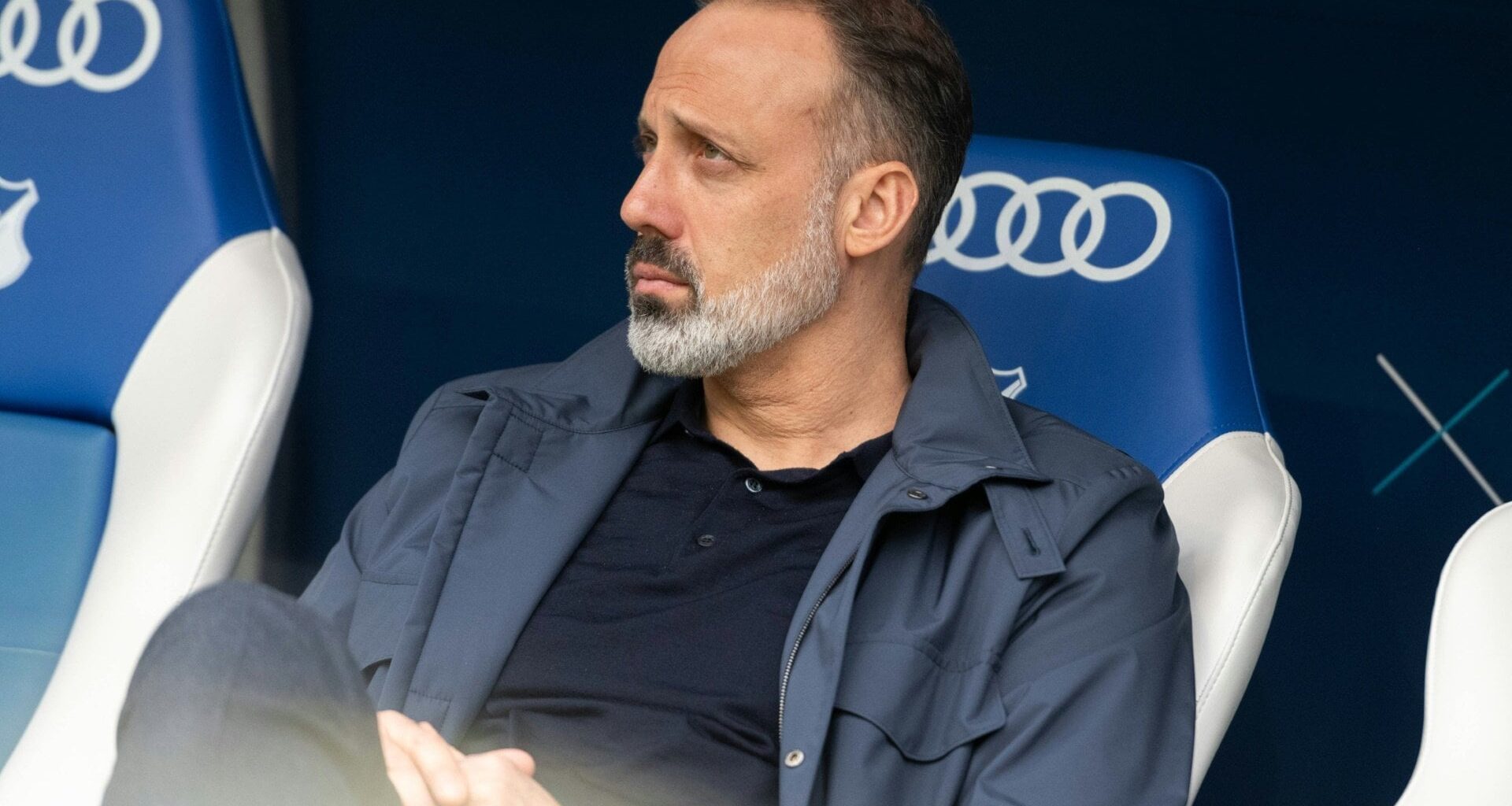Rosen stärkt TSG-Coach Matarazzo den Rücken: "Rino ist sturmerprobt und wird beweisen, dass er auch das übersteht. Wir sind nicht dafür bekannt, überhitzt und mit rauchendem Kopf Entscheidungen zu treffen."