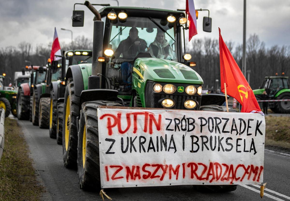 Skandal na rolniczym proteście przy A1 Gorzyczkach.