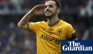Sheffield United players fight among themselves in defeat at Wolves | Premier League