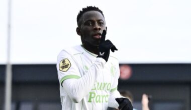 Struggling Feyenoord beat Almere City 0-2