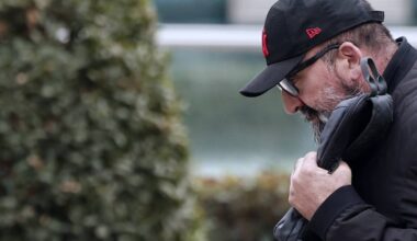 Una conversación entre dos empresarios implicados en el caso del supuesto cobro de comisiones en la compra de mascarillas salpica al exministro Ábalos