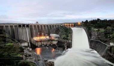 El director de Infraestructuras plantea "quitar la propiedad" de Alcántara a Iberdrola y compartir agua para riego