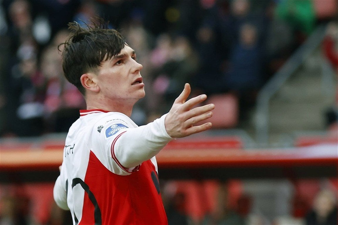 Taylor Booth out for 4-6 weeks after suffering injury in game against FC Twente