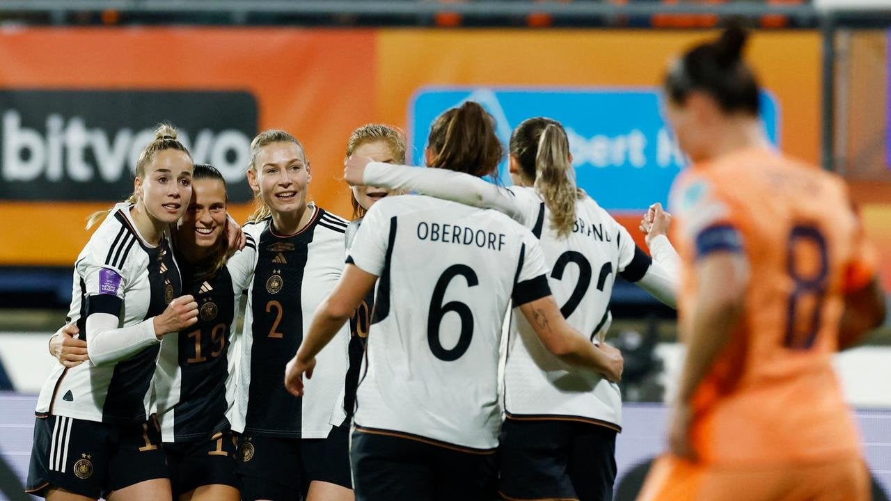 2:0-Sieg im Endspiel um Olympia: Deutschlands Fußballerinnen fahren nach Paris