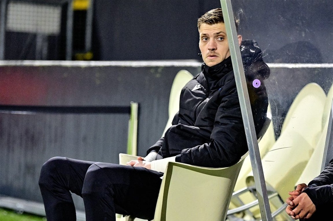 Adana Demirspor wants to sign Andries Noppert on loan with option to buy following him losing his starting spot at Heerenveen
