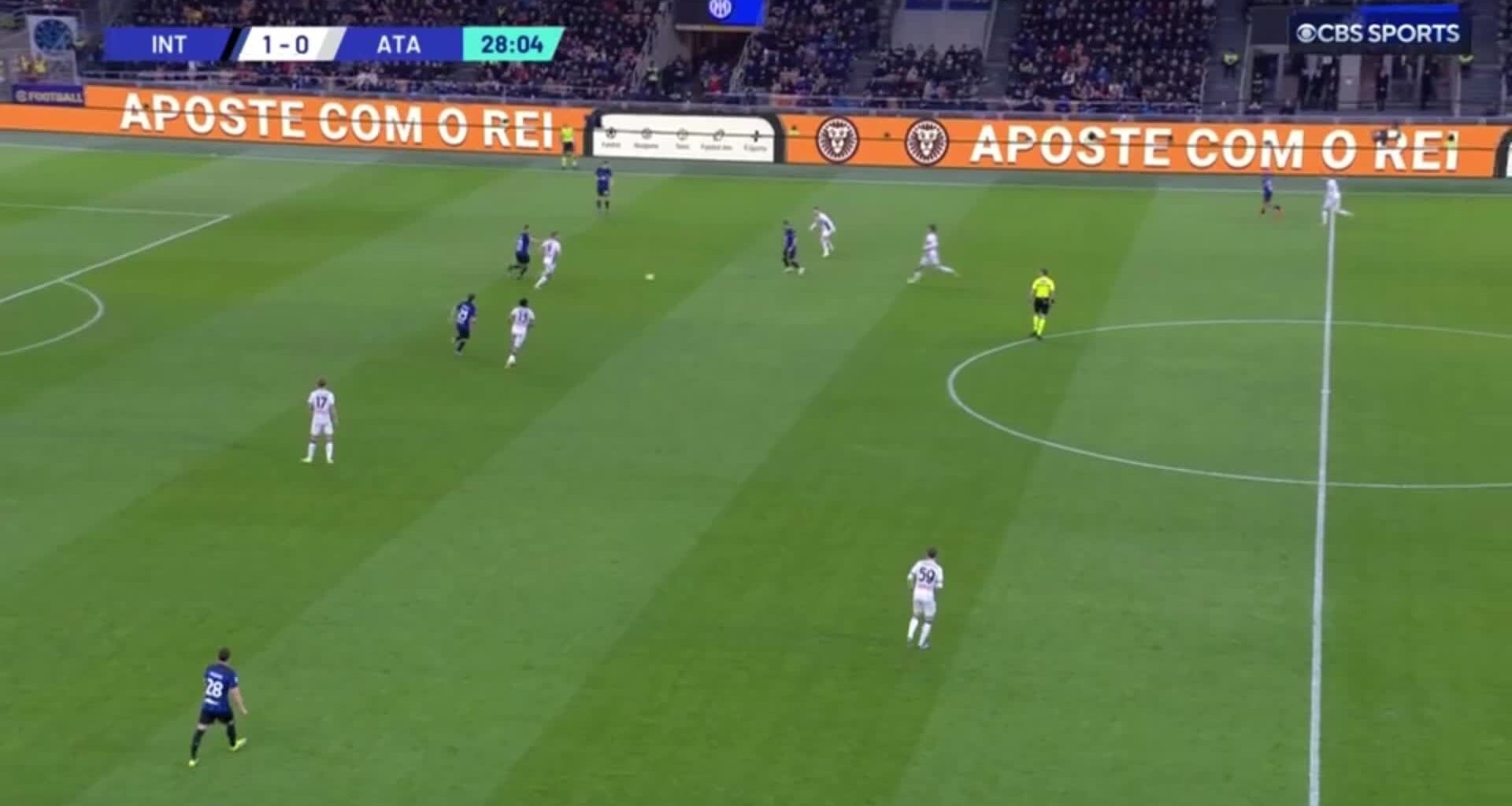 This didn't lead to a goal, but Inter's build-up is so impressive, really great football and super special to witness on a regular basis.