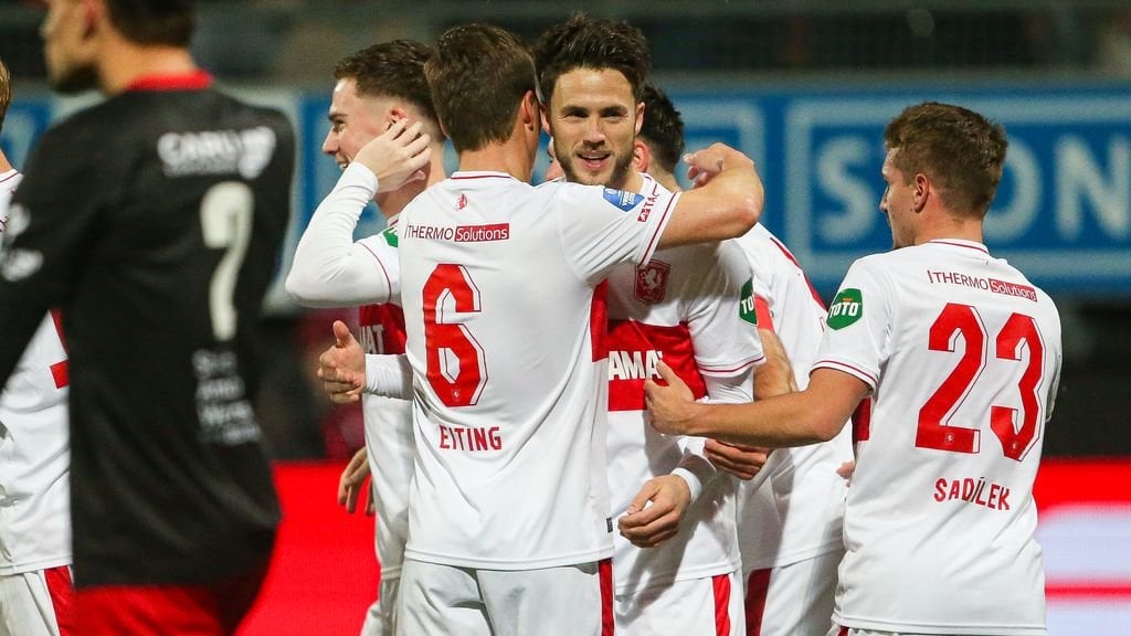 Twente take care of Excelsior in the blink of a eye in 0-3 win