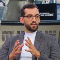 #S04 - Paul Seguin nach desolatem 0:3: „Ich hab’ die Schnauze voll. Und nehme mich selbst nicht raus. Es tut mir leid, dass wir jede Woche so ne Scheiße spielen. Ich bin einfach bedrückt (…) Ich hoffe, es knallt die Woche. Wir müssen Eier auf den Tisch legen.“