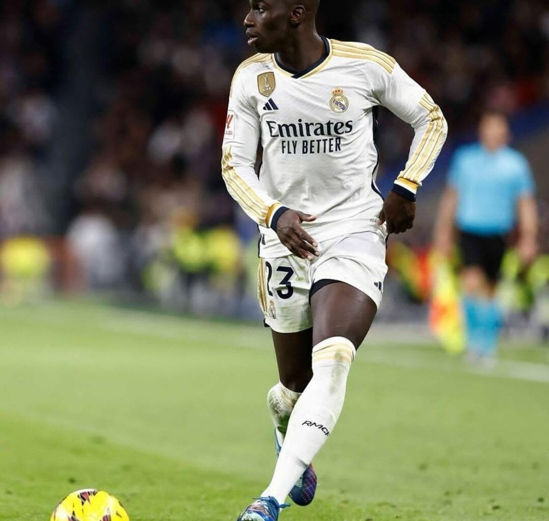 🚨 Ferland Mendy is suspended for the match against Rayo Vallecano.