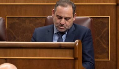 La Ejecutiva del PSOE exige a Ábalos que entregue su acta de diputado en 24 horas tras el 'caso Koldo'