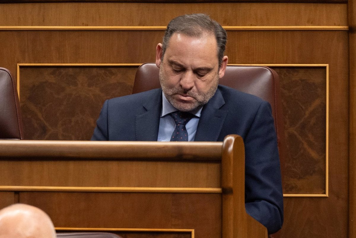 La Ejecutiva del PSOE exige a Ábalos que entregue su acta de diputado en 24 horas tras el 'caso Koldo'