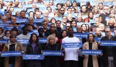 Carlos Bardem, Buenafuente, Évole y 150 entidades firman un manifiesto contra la acusación de terrorismo a Tsunami