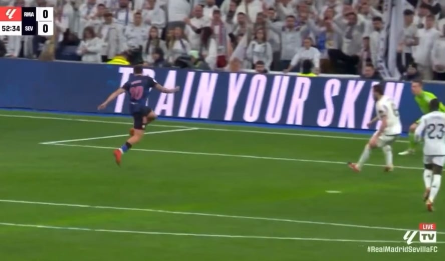 Lunin’s save from last night.
